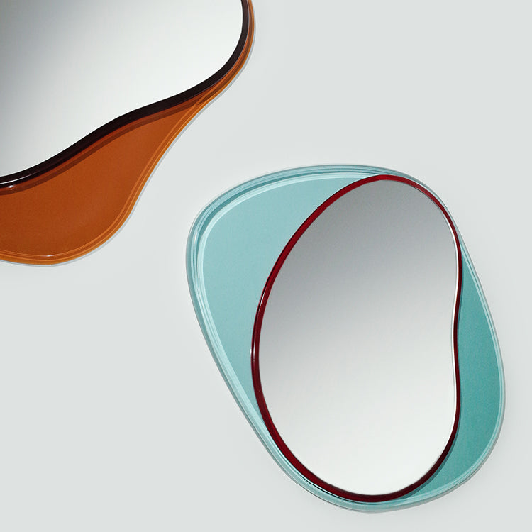 Free Curve Mirror