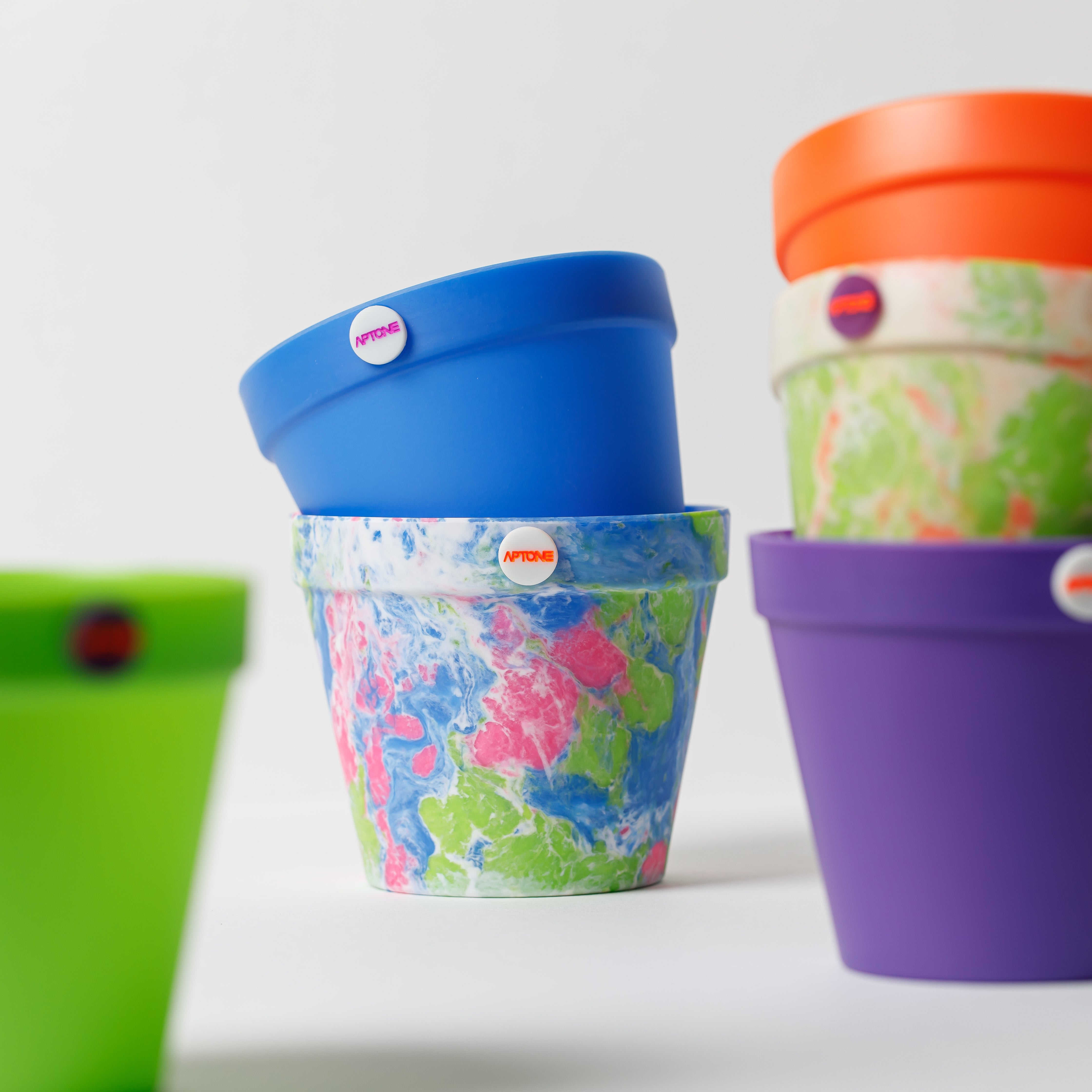 Button Pot